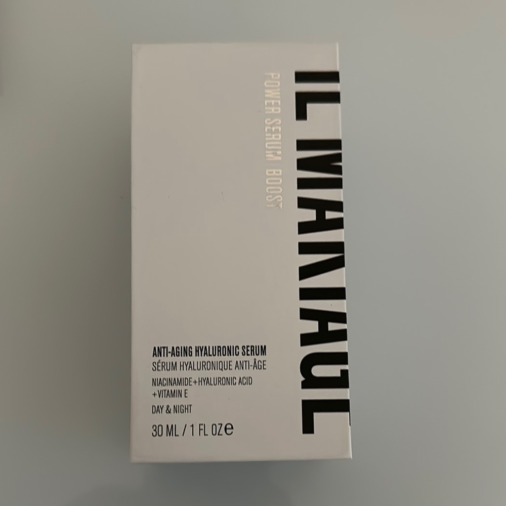 IL MAKIAGE White Serum & Face Oil Minimalist Design